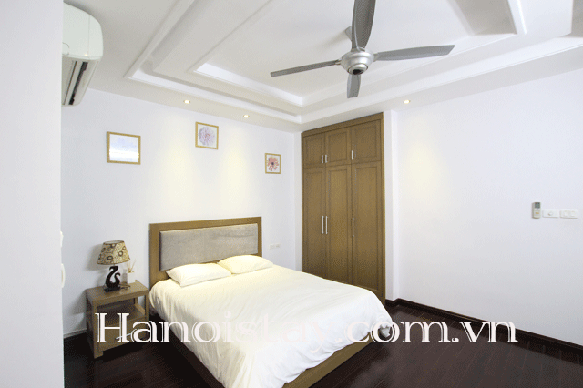 Căn hộ dịch vụ giá rẻ cho thuê ở phố Trần Quốc Toản, quận Hoàn Kiếm 2