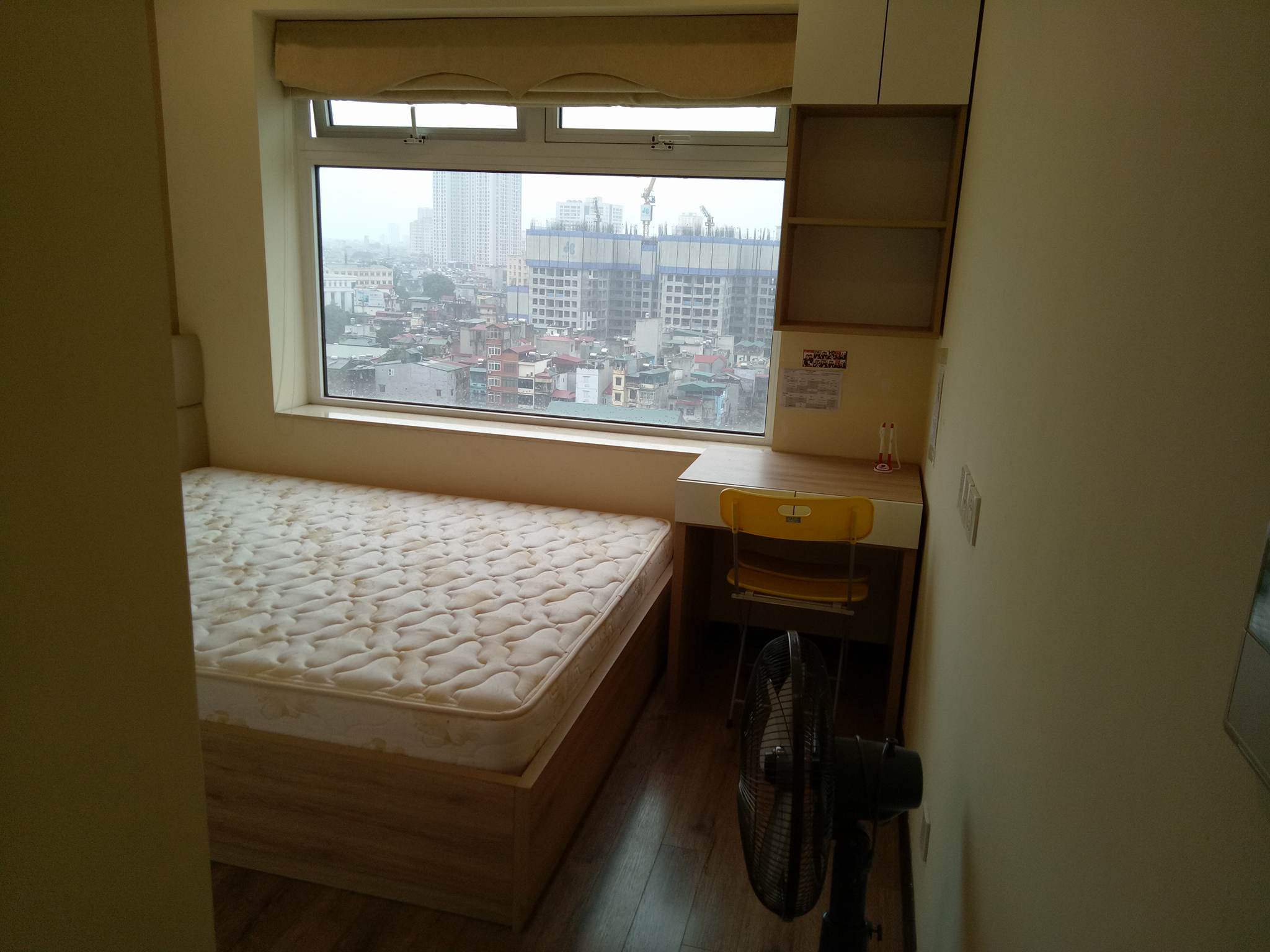 Cho thuê căn hộ chung cư 2 phòng ngủ, giá rẻ tại Hòa Bình Green, quận Hai Bà Trưng 3