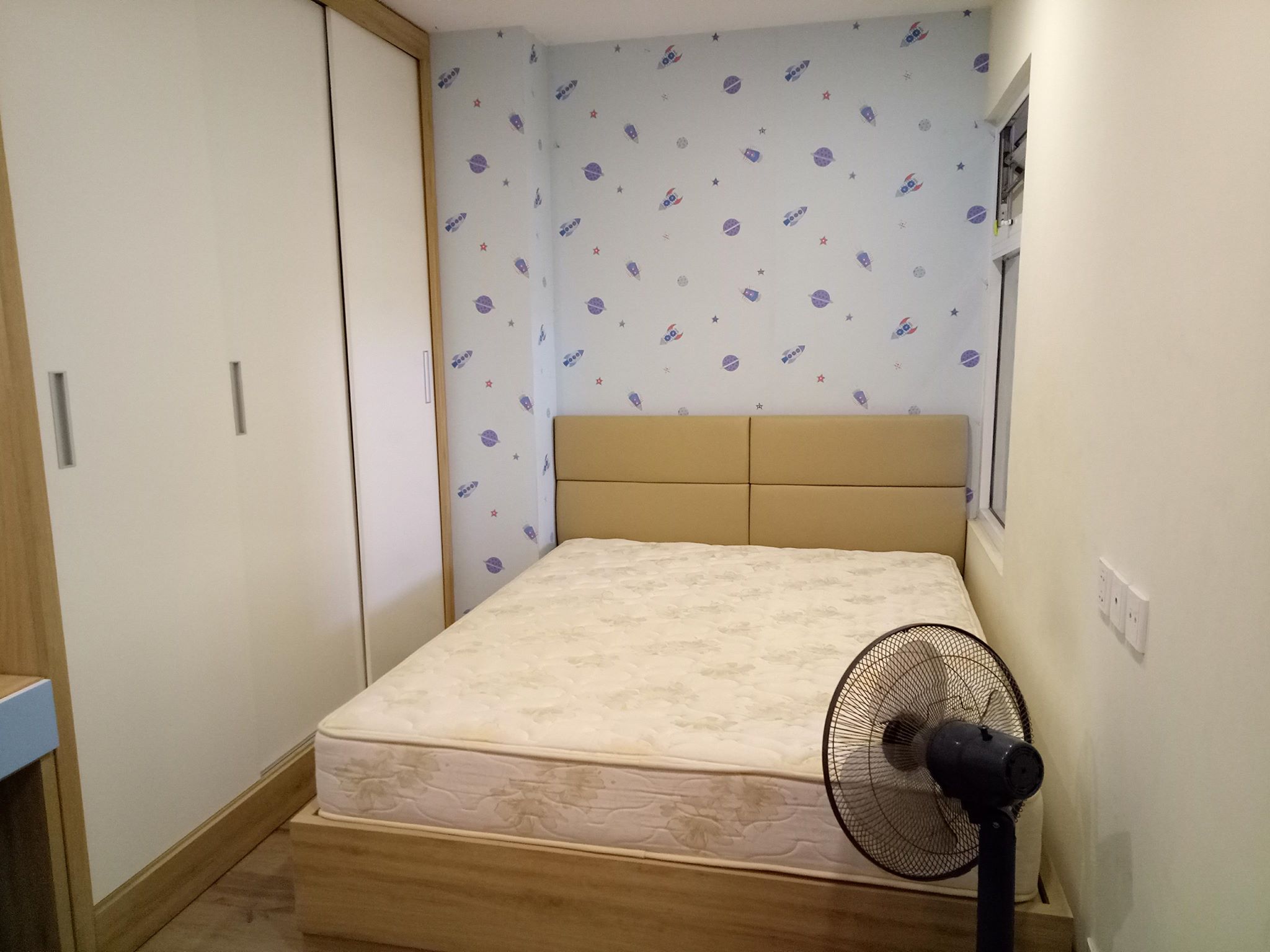 Cho thuê căn hộ chung cư 2 phòng ngủ, giá rẻ tại Hòa Bình Green, quận Hai Bà Trưng 4