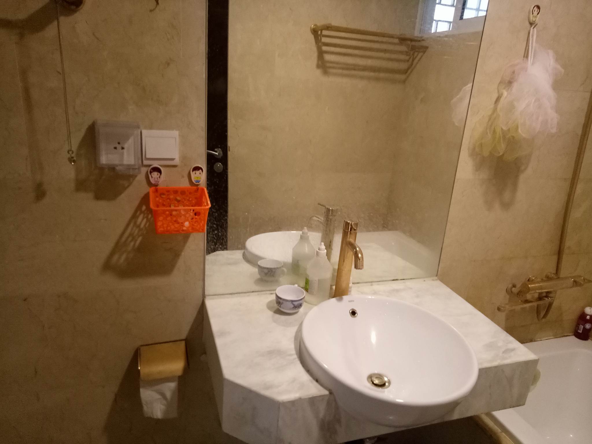 Cho thuê căn hộ chung cư 2 phòng ngủ, giá rẻ tại Hòa Bình Green, quận Hai Bà Trưng 7