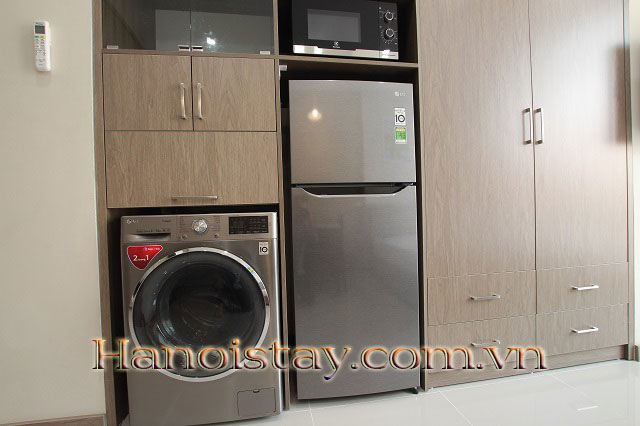 Cho người nước ngoài thuê studio gần Đại Học Bách Khoa, Hai Bà Trưng 6