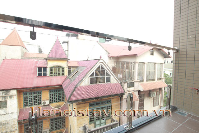 Cho người nước ngoài thuê studio gần Đại Học Bách Khoa, Hai Bà Trưng 8
