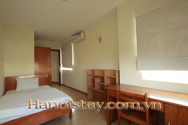 Cho thuê căn hộ dịch vụ 2 phòng ngủ gần bệnh viện Yecxanh quận Hai Bà Trưng 10