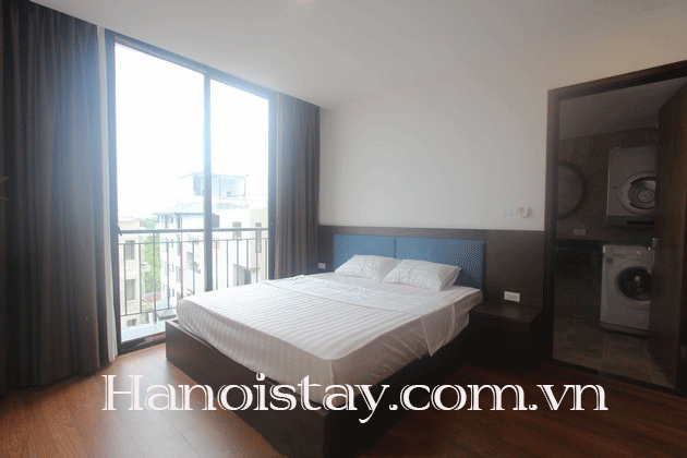 Cho thuê căn hộ dịch vụ 2 phòng ngủ sang trọng tại Xuân Diệu, Tây Hồ 3