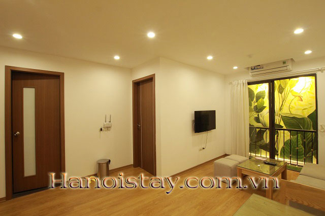 Cho người nước ngoài thuê căn hộ đủ đồ 1 phòng ngủ tại hồ Trúc Bạch, Ba Đình 9
