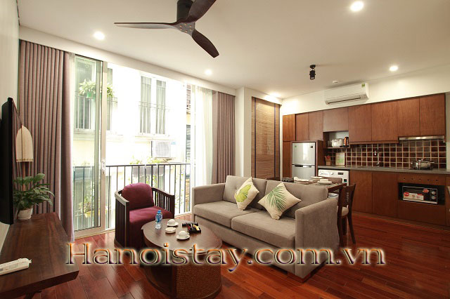 Cho thuê căn hộ cao cấp 2 phòng ngủ tòa nhà Sakamoto Building tại Kim Mã, Ba Đình 2
