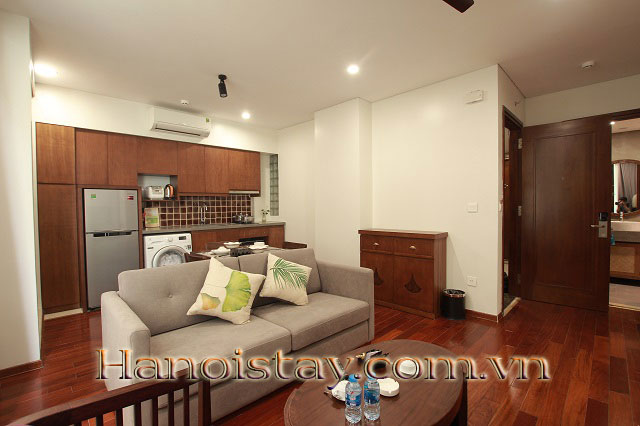 Cho thuê căn hộ cao cấp 2 phòng ngủ tòa nhà Sakamoto Building tại Kim Mã, Ba Đình 6