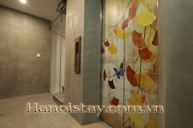 Cho thuê căn hộ cao cấp 2 phòng ngủ tòa nhà Sakamoto Building tại Kim Mã, Ba Đình 3
