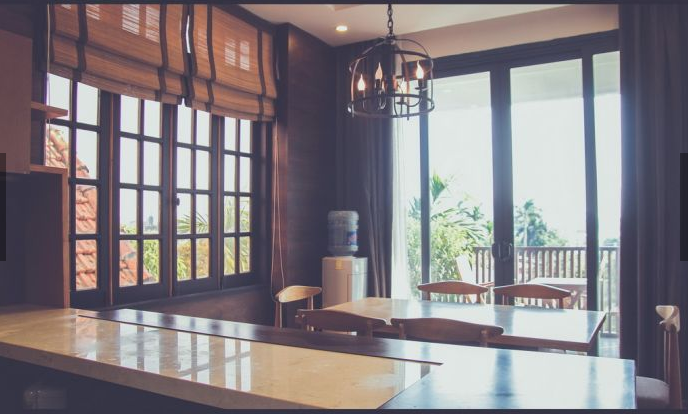 Cho thuê căn hộ dịch vụ 2 phòng ngủ, rộng rãi, full nội thất tại Đặng Thai Mai, Tây Hồ 2