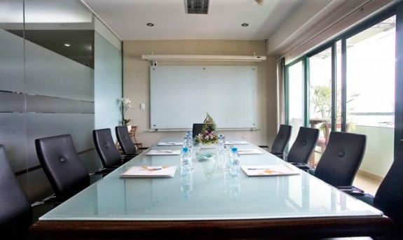 Tòa nhà văn phòng Crown Office ở phố Lê Đức Thọ, quận Từ Liêm cho thuê 5