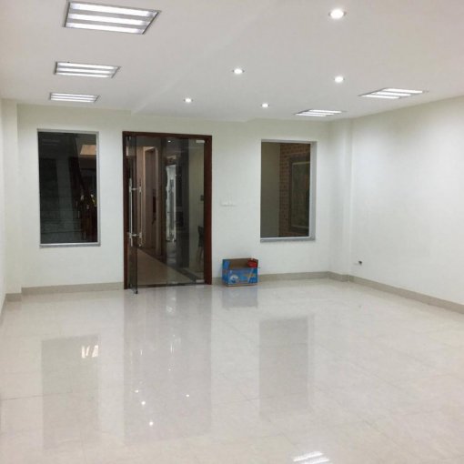 Chính chủ cho thuê văn phòng mới tại phố Thái Hà, quận Đống Đa 2