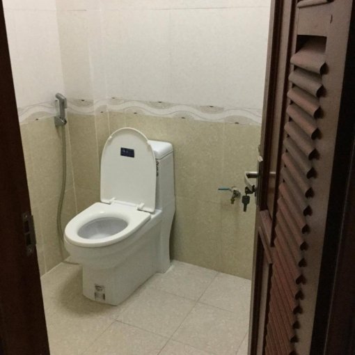 Chính chủ cho thuê văn phòng mới tại phố Thái Hà, quận Đống Đa 5