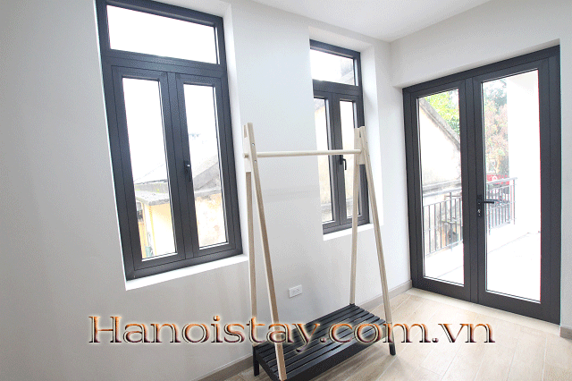 Cho thuê căn hộ dịch vụ có ban công đẹp, full nội thất tại Trần Hưng Đạo, quận Hoàn Kiếm 7