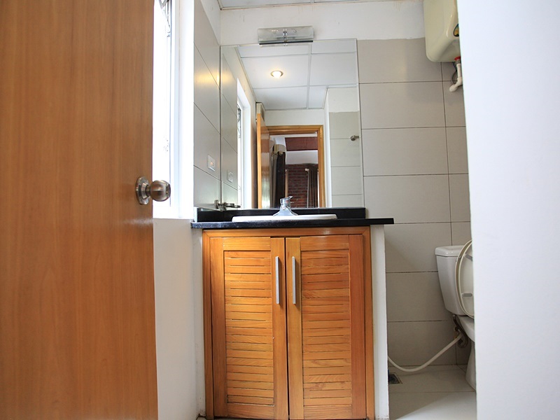 Cho thuê căn hộ dịch vụ mới và tiện nghi tại trung tâm quận Tây Hồ 9
