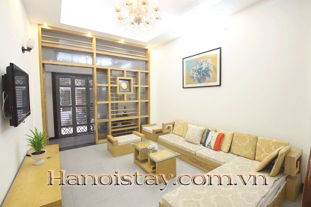 Cho thuê căn hộ dịch vụ mới, giá rẻ tại phố Cát Linh, Đống Đa 5