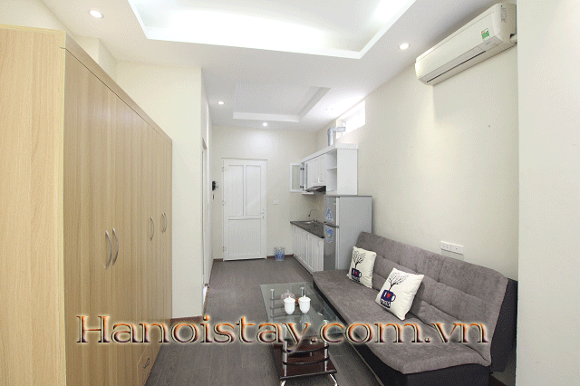 Cho thuê căn hộ Studio rộng rãi gần hồ Trúc Bạch, Ba Đình 3