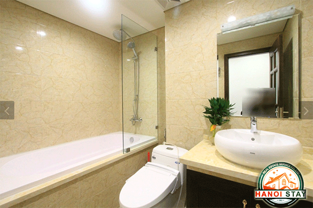 Chính chủ cho thuê căn hộ giá rẻ tại Indochina Plaza, Cầu Giấy 9