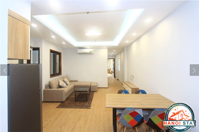 Cho thuê căn hộ dịch vụ 2 phòng ngủ hiện đại ở phố Yên Phụ, Tây Hồ 2