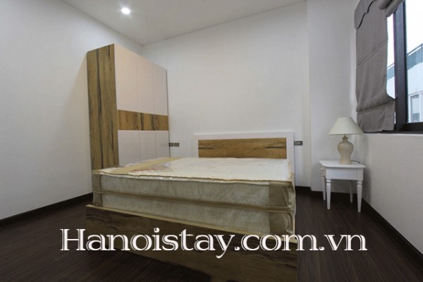 Căn hộ mới và có ban công, full nội thất tại phố Xuân Diệu, Tây Hồ cho thuê 1