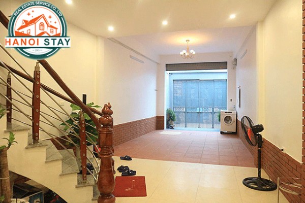 Căn hộ khép kín cho người nước ngoài thuê khu Nghi Tàm, quận Tây Hồ, giá rẻ 4