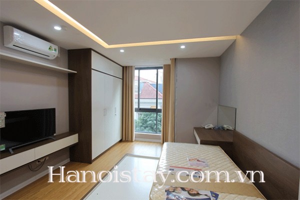 Căn hộ mới cho thuê full nội thất và dịch vụ chuyên nghiệp tại Linh Lang, Ba Đình 4