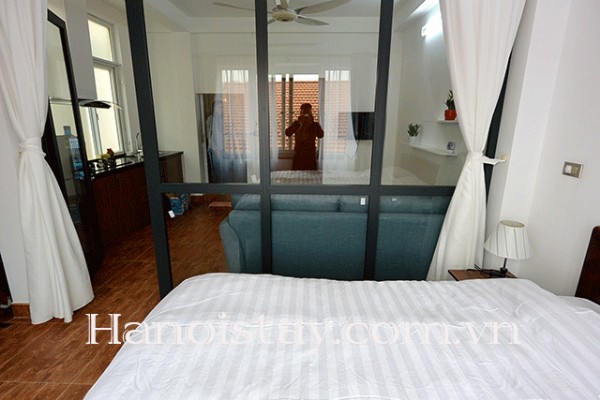 Cho thuê căn hộ 1 phòng ngủ, giá hợp lý tại khu Xuân Diệu, Tây Hồ 10
