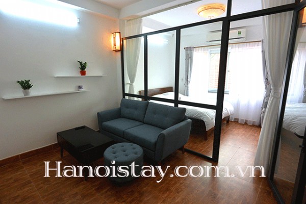 Cho thuê căn hộ 1 phòng ngủ, giá hợp lý tại khu Xuân Diệu, Tây Hồ 8