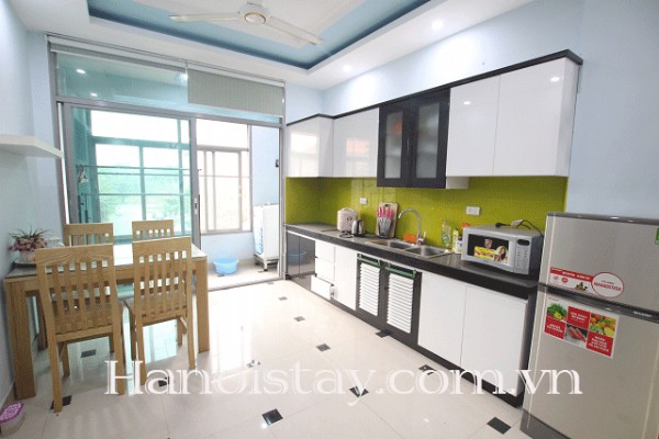 Căn hộ 2 phòng ngủ cho thuê chuyên nghiệp tại khu vực Trần Phú, quận Hoàn Kiếm 3