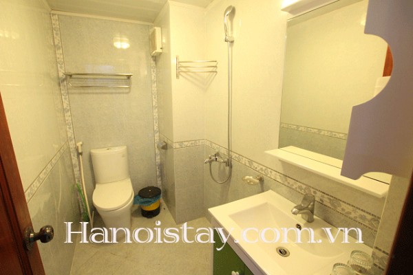 Căn hộ 2 phòng ngủ cho thuê chuyên nghiệp tại khu vực Trần Phú, quận Hoàn Kiếm 6