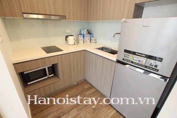 Căn hộ giá cực rẻ bao gồm 2 phòng ngủ cho thuê phố Âu Cơ, Tây Hồ 2