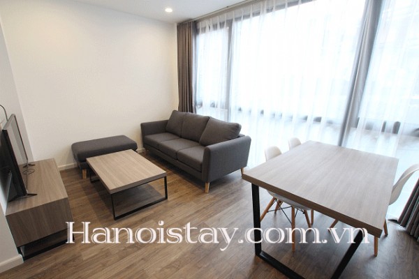 Căn hộ dịch vụ 1 phòng ngủ gần trường đại học Bách Khoa cho người nước ngoài thuê 1