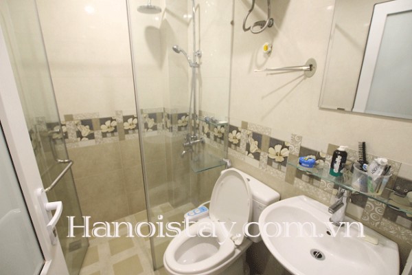Căn hộ dịch vụ 2 phòng ngủ cho thuê giá rẻ gần phố Phan Chu Trinh, gần Nhà Hát Lớn 10
