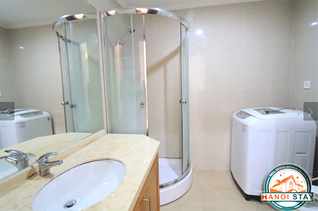 Chủ nhà cần cho thuê căn hộ 2 phòng ngủ full nội thất tại Hong Kong Tower, quận Đống Đa 8