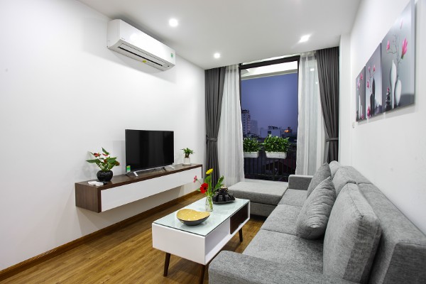 Tòa nhà căn hộ dịch vụ mới và sang trọng cho người nước ngoài thuê tại Linh Lang, Ba Đình 1