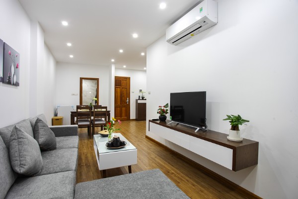 Tòa nhà căn hộ dịch vụ mới và sang trọng cho người nước ngoài thuê tại Linh Lang, Ba Đình 6