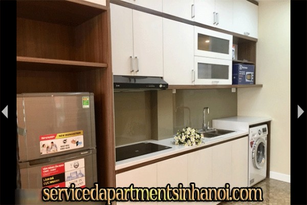 Chính chủ cho thuê căn hộ 2 phòng ngủ gần hồ Tây với nội thất hiện đại 2