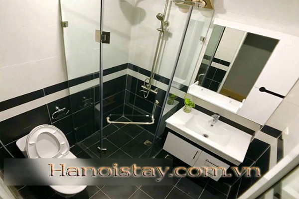 Cho thuê căn hộ mới và full nội thất tại phố Kim Mã, Ba Đình 3