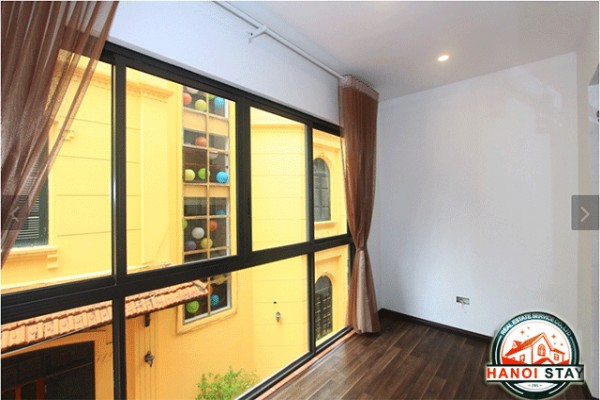 Cho thuê gấp căn hộ 2 phòng ngủ tại phố Đặng Thai Mai, Tây Hồ 6