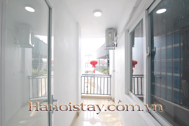 Cho thuê căn hộ dành cho người nước ngoài, 1 phòng ngủ tại Tây Hồ 5