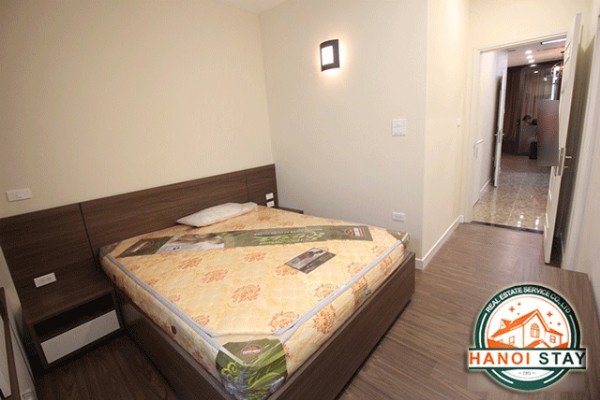 Căn hộ 2 phòng ngủ giá rẻ phố Đặng Thai Mai, Tây Hồ chuyên cho người nước ngoài thuê 2