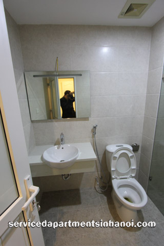 Căn hộ dịch vụ 2 phòng ngủ gần hồ Thiền Quang cho người nước ngoài thuê 8
