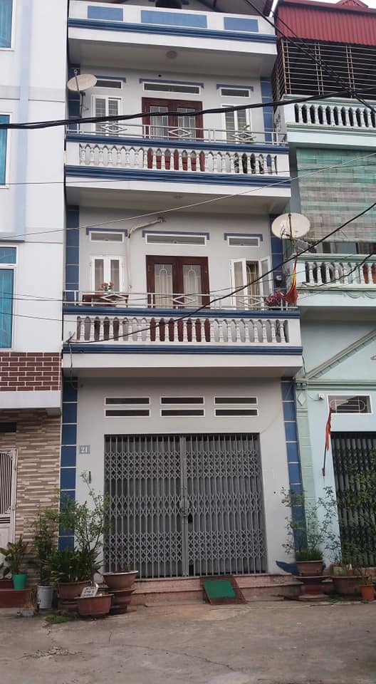Chính chủ cần bán nhà 3 tầng tại khu vực Nguyễn Văn Cừ, quận Long Biên, SĐCC 1