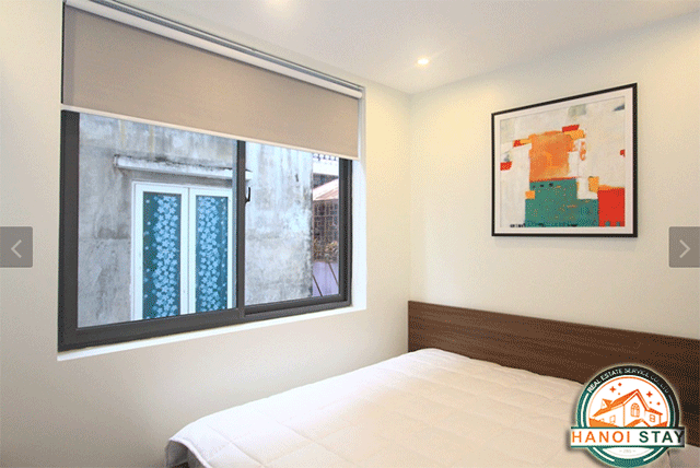 Căn hộ dịch vụ 2 phòng ngủ, có ban công đẹp và full nội thất tại phố Đội Cấn 7