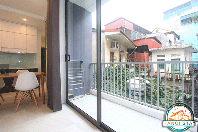 Chính chủ đang cần cho thuê căn hộ giá tốt khu vực Đội Cấn, quận Ba Đình 4