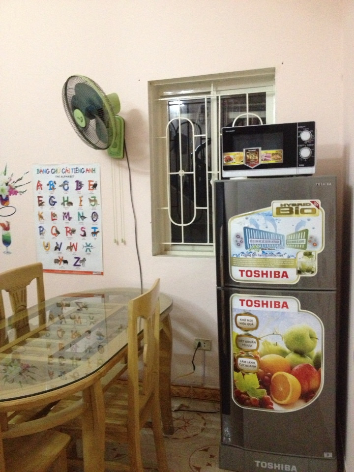 Cho thuê nhà riêng chính chủ bao gồm 4 phòng ngủ tại phố Vĩnh Phúc, quận Ba Đình 7