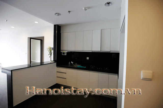 Chủ căn hộ cao cấp tại Sun Grand City Thụy Khuê Residence cho thuê với 3 phòng ngủ hiện đại 3
