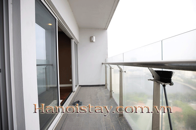 Chủ căn hộ cao cấp tại Sun Grand City Thụy Khuê Residence cho thuê với 3 phòng ngủ hiện đại 6