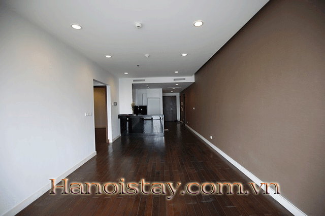 Chủ căn hộ cao cấp tại Sun Grand City Thụy Khuê Residence cho thuê với 3 phòng ngủ hiện đại 3