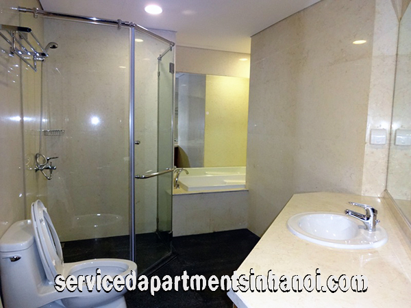 Chính chủ cần cho thuê căn hộ chung cư 3 phòng ngủ, chưa có nội thất tại tòa R4, Royal City 6