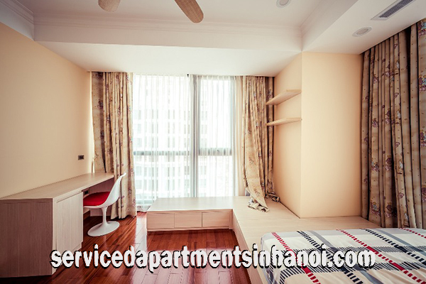 Chủ nhà gửi cho thuê căn hộ chung cư 3 phòng ngủ full nội thất tại Royal City 7
